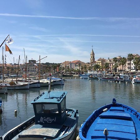 Les Chambres D'Agatha Sanary-sur-Mer Εξωτερικό φωτογραφία